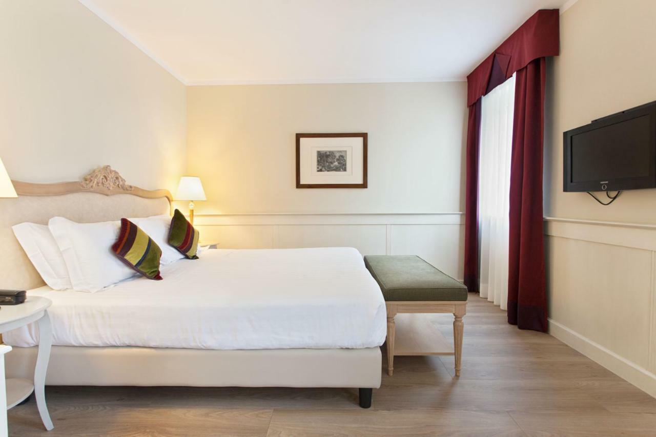 Hotel Leon D'Oro Роверето Екстер'єр фото