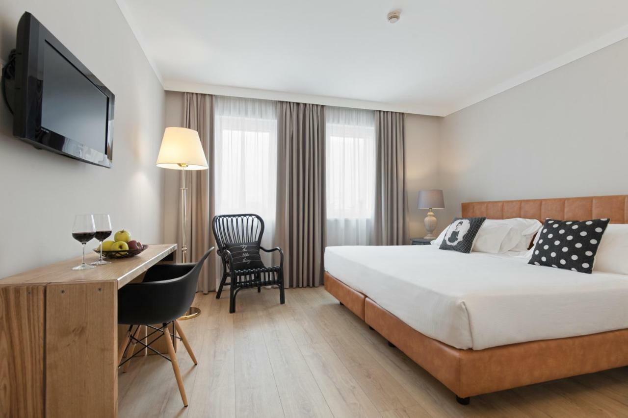 Hotel Leon D'Oro Роверето Екстер'єр фото