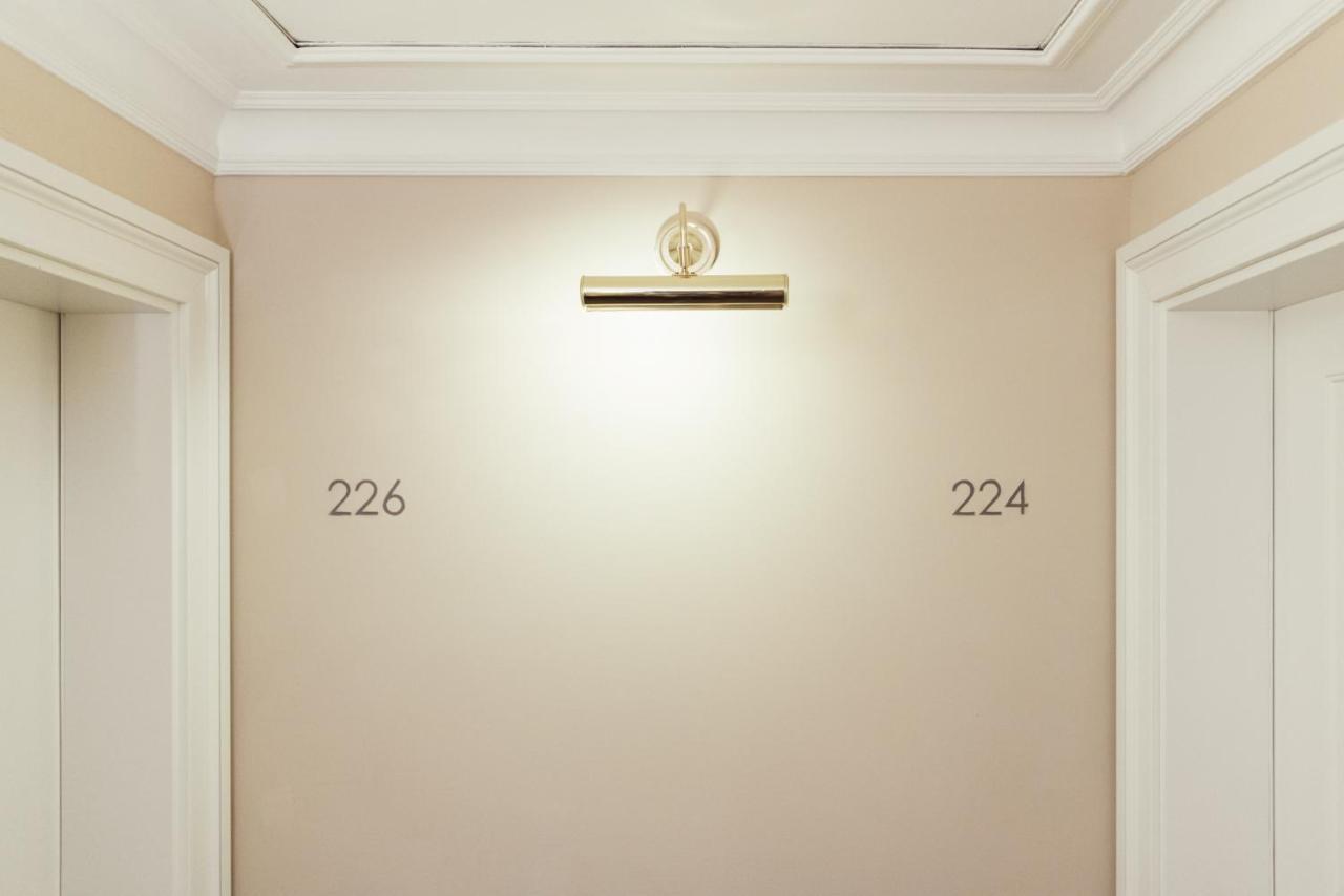 Hotel Leon D'Oro Роверето Екстер'єр фото